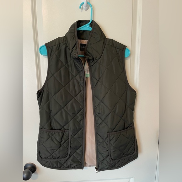 Market & Spruce Wilco Solid Quilted Vest - Picture 3 of 4